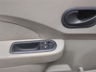 Замок двери левый передний, ориг. номер 8200384978, Renault Twingo 2007-2011
