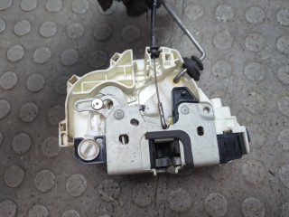 Замок двери правый задний, ориг. номер 4589922AF, Jeep Grand Cherokee 2013-2016