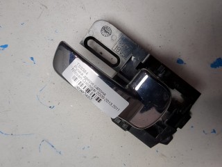 Ручка двери салона правая передняя Nissan Qashqai 2010-2013