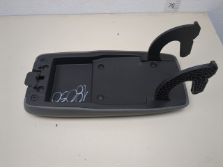 Подлокотник левый передний, ориг. номер 84245169, Chevrolet Volt 2015-2019