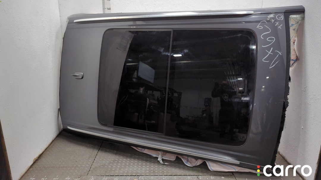 Люк Audi Q7 2019-2024, фото 1