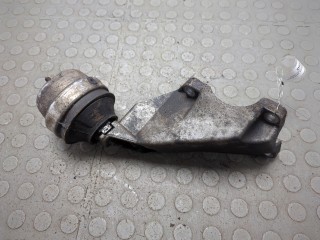 Подушка крепления двигателя правая Audi A6 2001-2005