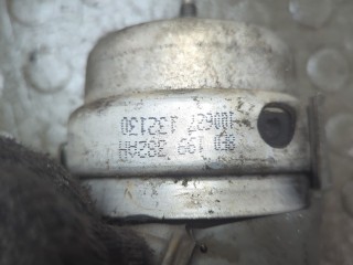 Подушка крепления двигателя, Seat Exeo 2008-2013