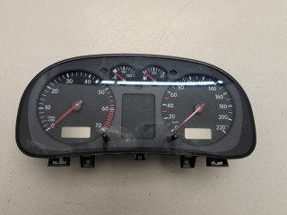 Щиток приборов (приборная панель) Volkswagen Golf 4 1997-2006