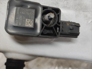 Рамка капота, ориг. номер 84538681, Cadillac XT4 2018-2023