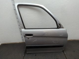 Стекло боковой двери правое переднее Citroen Xsara-Picasso 2004-2010