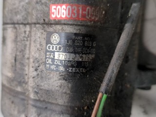 Компрессор кондиционера, ориг. номер 1J0820803L, 1J0820803LX, Volkswagen Golf 4 1997-2006