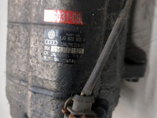 Компрессор кондиционера, ориг. номер 1J0820803L, Volkswagen Golf 4 1997-2006
