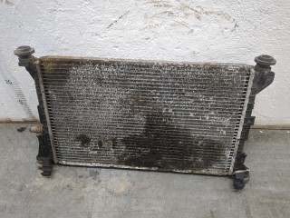 Радиатор охлаждения двигателя, ориг. номер XS4H8C342BB, Ford Focus 1998-2001