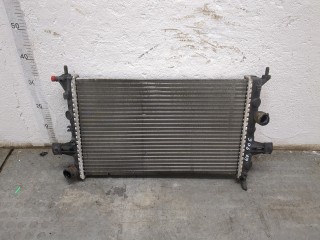Радиатор охлаждения двигателя, ориг. номер 9193265, Opel Zafira 1999-2003