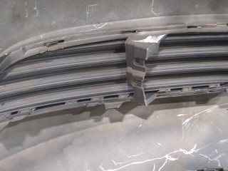 Заглушка (решетка) бампера правая передняя, ориг. номер 13269934, Opel Insignia 2008-2013