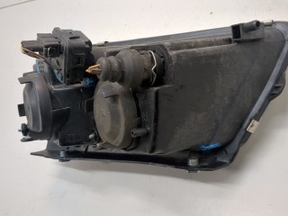 Фара (передняя) правая, ориг. номер 3B0941018R, Volkswagen Passat 5 1996-2001