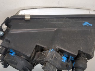 Фара (передняя) правая, ориг. номер 3B0941018R, Volkswagen Passat 5 1996-2001