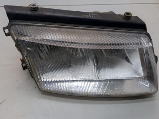 Фара (передняя) правая Volkswagen Passat 5 1996-2001