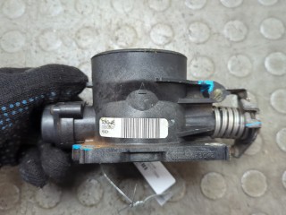 Заслонка дроссельная, ориг. номер 5L8GAE, Ford Escape 2007-2012
