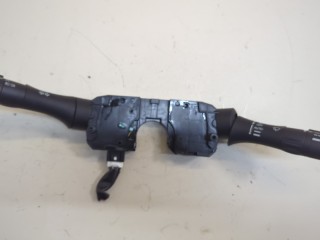 Переключатель поворотов и дворников (стрекоза) Nissan Juke 2010-2014