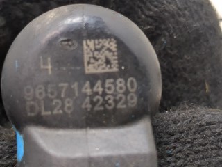 Форсунка топливная, ориг. номер 9657144580, Citroen C5 2004-2008