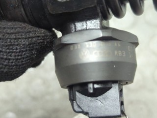 Форсунка топливная, ориг. номер 038130073AG, Seat Altea 2004-2009