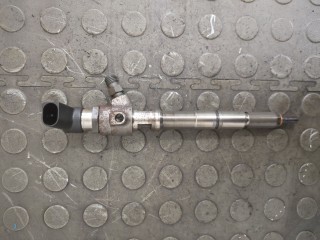Форсунка топливная, ориг. номер 03L130277S, Volkswagen Golf 6 2008-2012