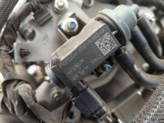 Форсунка топливная, ориг. номер HX7Z9D280B, HX7Z9D280E, HX7Z9F593B, HX7Z9F593E, Ford Escape 2019-2022