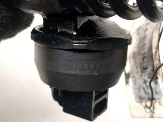 Форсунка топливная, ориг. номер 070130073N, Volkswagen Transporter 5 2002-2009