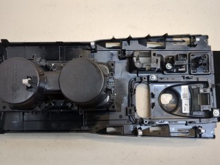 Рамка под кулису, ориг. номер 2420A172, Mitsubishi Eclipse Cross 2020-2026