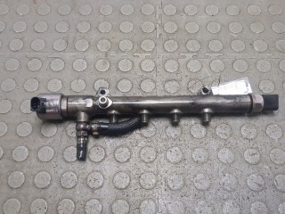 Рампа (рейка) топливная Mercedes C W204 2007-2011