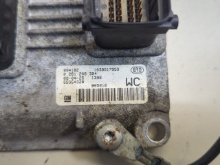 Блок управления двигателем, ориг. номер 55354328, Opel Tigra 2004-2009