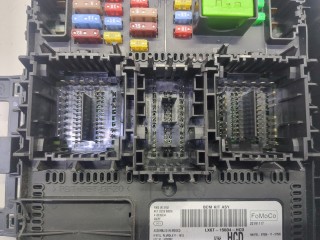 Блок управления бортовой сети (Body Control Module), ориг. номер LX6T15604HCD, Ford Escape 2019-2022