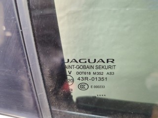 Дверная карта (Обшивка двери) правая задняя, ориг. номер J9C327406CA, Jaguar E-Pace 2017-2021