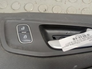 Дверная карта (Обшивка двери) правая передняя, ориг. номер GJ5Z7823942BA, Ford Escape 2015-2019