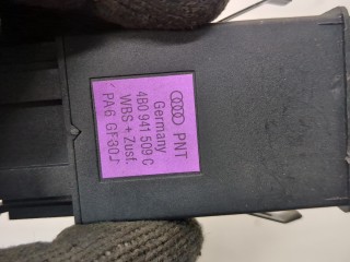 Кнопка аварийки, ориг. номер 4B0941509K, Audi A6 2001-2005