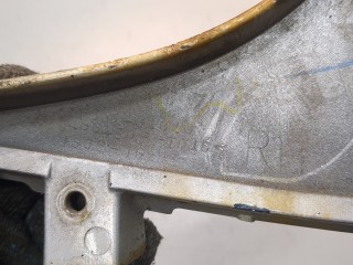 Пластик кузовной, ориг. номер 88975702, Pontiac Vibe 2008-2010