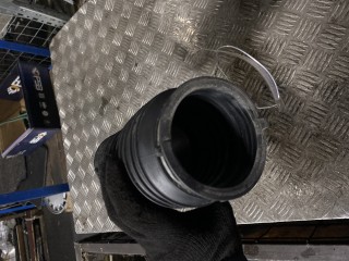 Патрубок корпуса воздушного фильтра, ориг. номер 84540983, Chevrolet Blazer 2018-2023