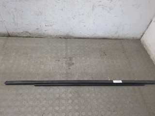 Молдинг стекла (боковое) правое заднее, ориг. номер 5076858AA, Dodge Journey 2007-2011