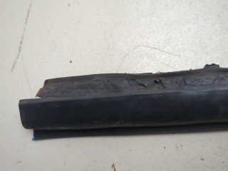 Молдинг стекла (боковое) левое переднее, ориг. номер 55135879AB, Jeep Grand Cherokee 1998-2003