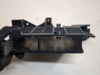 Кронштейн блока управления, ориг. номер 94531788, Buick Encore 2012-2016