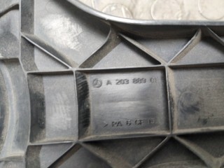 Решетка радиатора, ориг. номер A2038801083, Mercedes C W203 2000-2004