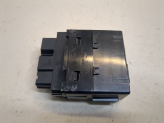 Разъем AUX/USB, ориг. номер 13549941, Chevrolet Equinox 2024-2026