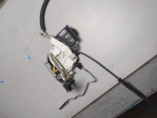 Замок двери левый передний, ориг. номер 68104005AA, Chrysler 300C 2011-2015