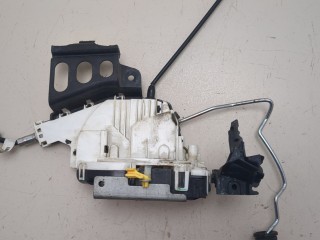 Замок двери левый передний, ориг. номер 68104005AA, Chrysler 300C 2011-2015
