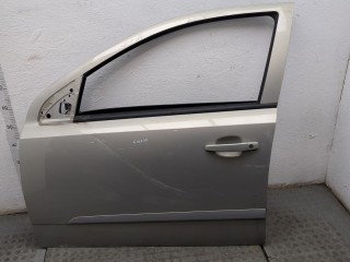 Стекло боковой двери левое переднее Opel Astra 1998-2009