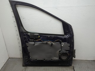 Стекло боковой двери левое переднее, ориг. номер A4147250010, Mercedes Vaneo 2001-2005