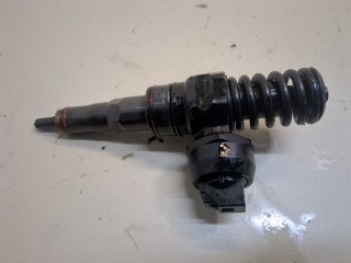 Форсунка топливная, ориг. номер 038130073AJ, 038130079CX, Volkswagen Polo 2001-2005