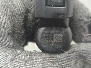 Форсунка топливная, ориг. номер 7H2Q-9K546-CB, Land Rover Discovery 2004-2009