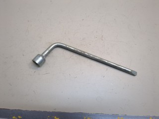 Ключ балонный, ориг. номер 0915040010, Toyota Highlander 2000-2003