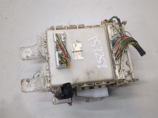 Блок предохранителей, ориг. номер 710115588, Toyota Prius 2005-2011