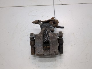 Суппорт правый задний Toyota Avensis 3 2008-2011