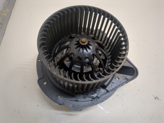 Двигатель отопителя (моторчик печки) Audi A4 1994-1997