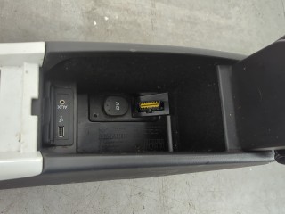 Консоль салона (кулисная часть), ориг. номер 969102241R, Renault Laguna 3 2007-2012